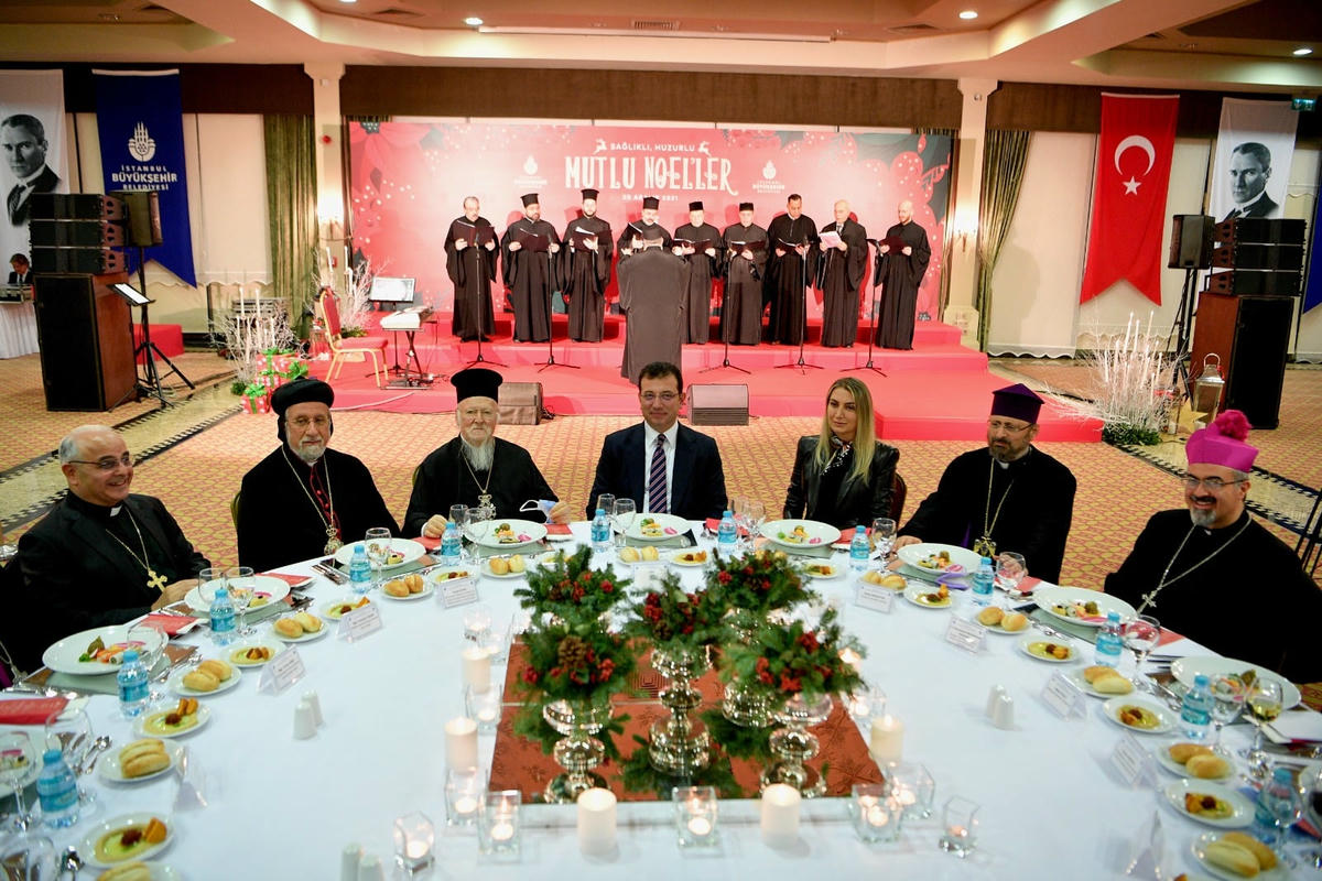 Ծննդեան ընդունելութիւն Քաղաքապետարանի կողմէ